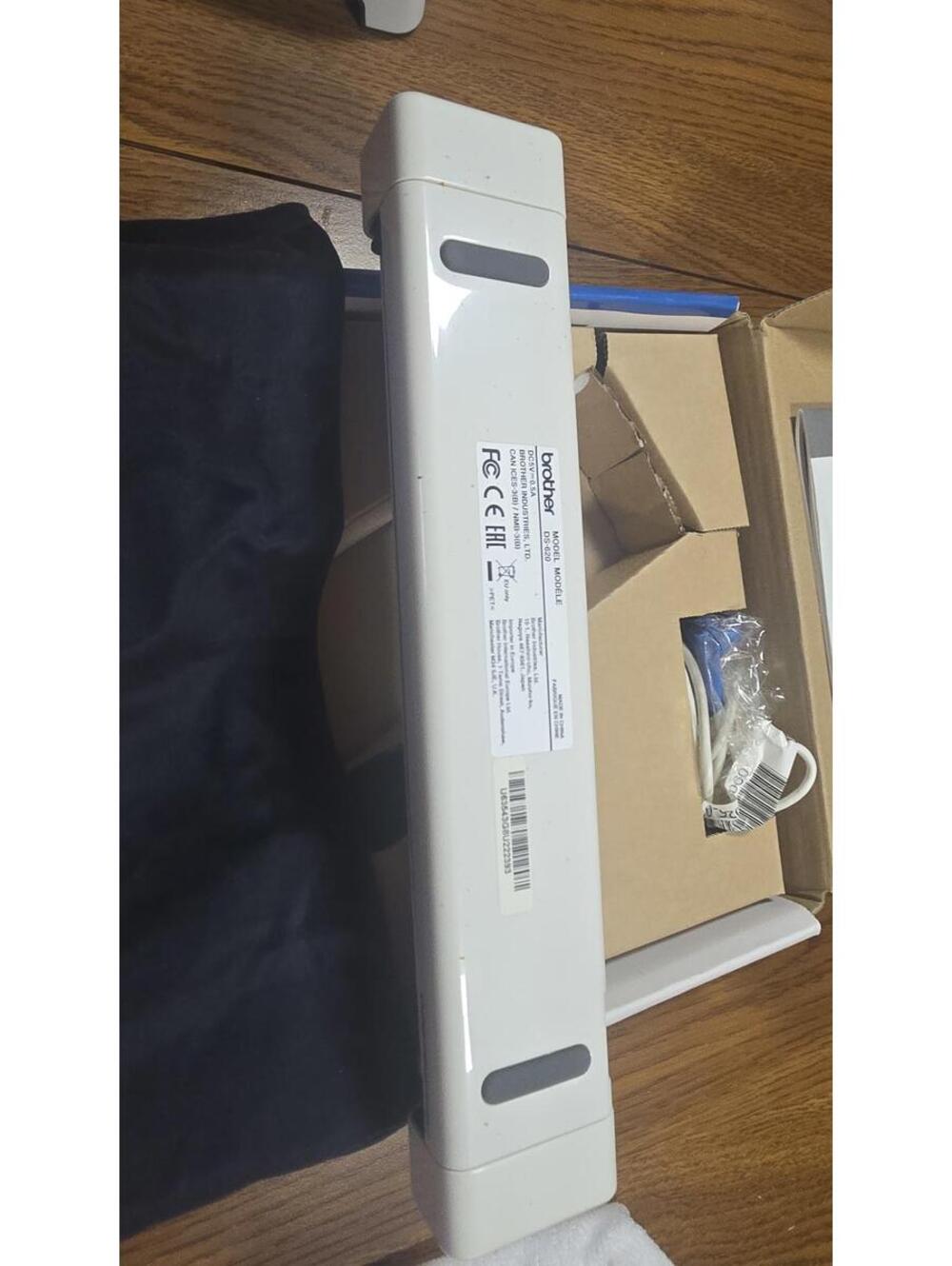 Brother DS-620 Compact Mobile Document Scanner - Picture 4 of 7